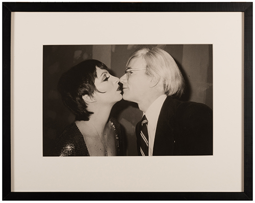 Makos, Andy Warhol Kisses Liza Minelli